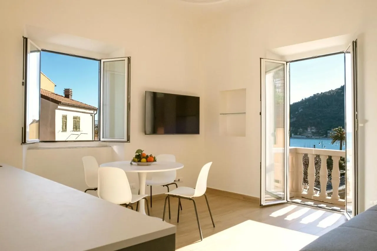 Noliday Riviera Sea View Luxury Apartment 0*, Noli Italy