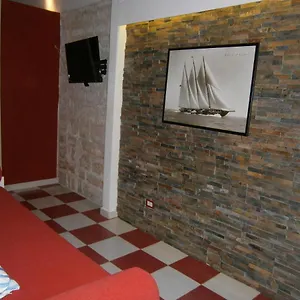 https://appartamento-vacanze-la-marina.barihotels.org