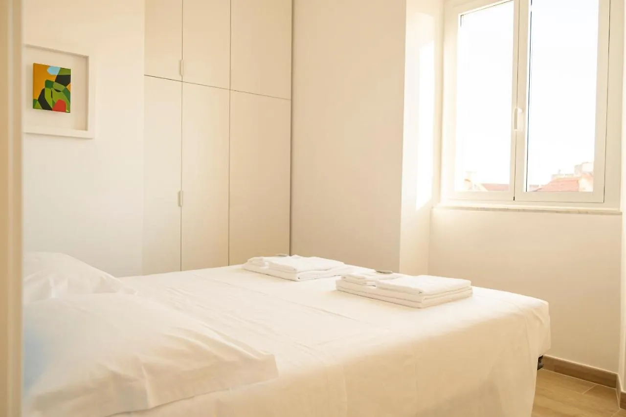 Noliday Riviera Sea View Luxury Apartment Italia